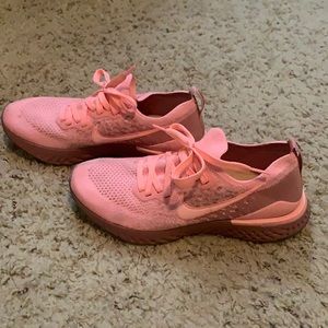 Nike Women’s Epic React Flynit 2 Pink Size 8.5